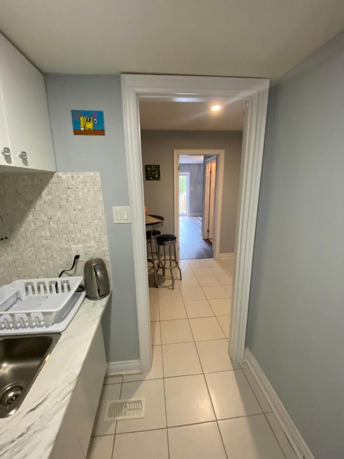 2 Bedroom With 2 Ensuites Unit In Richmond Hill Exterior foto