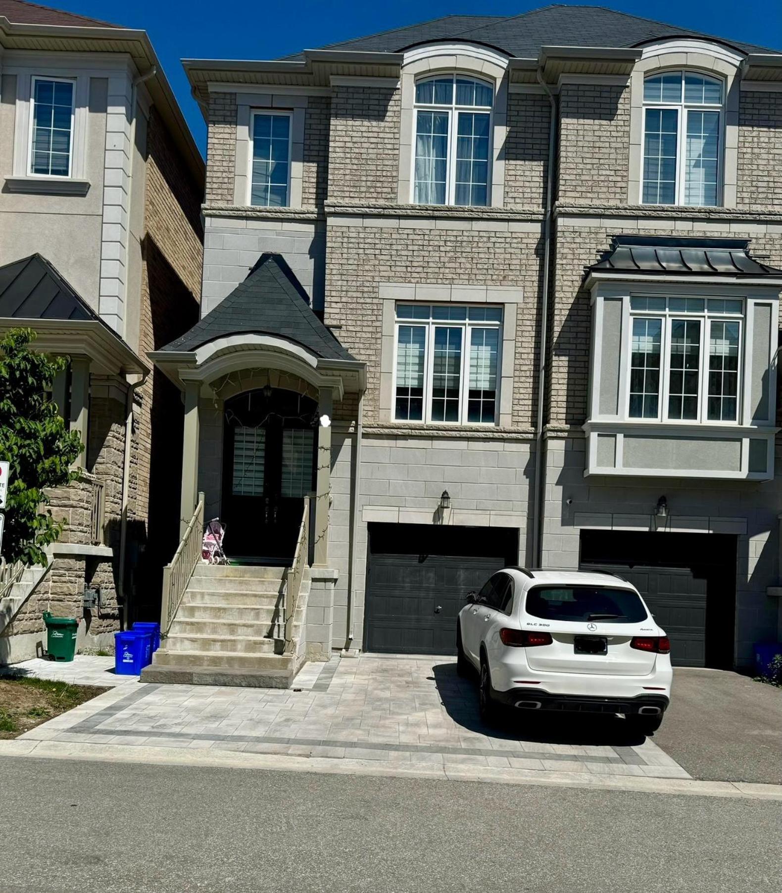 2 Bedroom With 2 Ensuites Unit In Richmond Hill Exterior foto